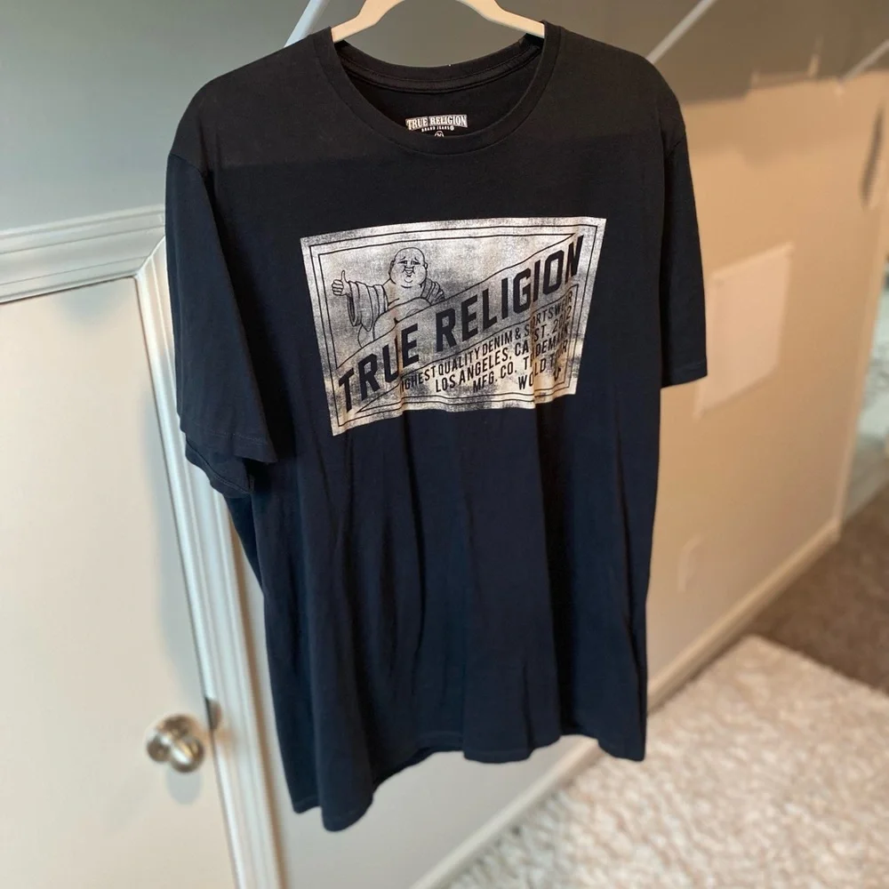 True Religion Pre Owned XL T Shirt.